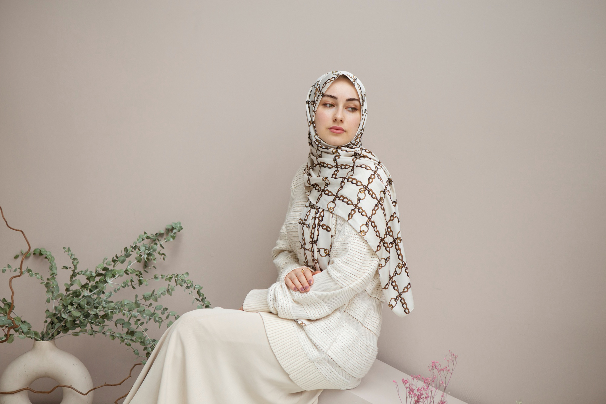 beautiful-woman-wearing-hijab