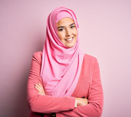 young-beautiful-girl-wearing-muslim-hijab-standing-isolated-pink-background-happy-face-smiling-with-crossed-arms-looking-camera-positive-person young-beautiful-girl-wearing-muslim-hijab-standing-isolated-pink-background-happy-face-smiling-with-crossed-arms-looking-camera-positive-person